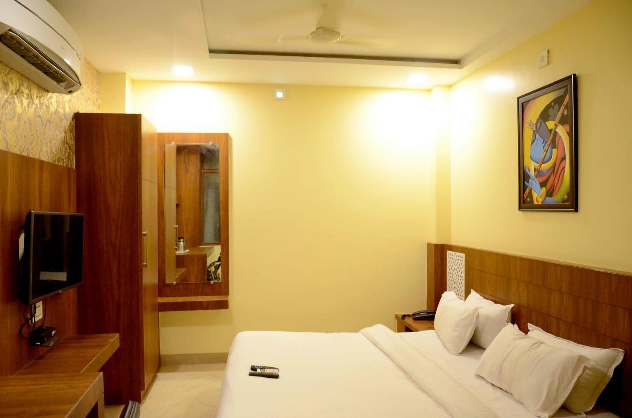 Hotel Shikhar Darshan Ujjain Bagian luar foto