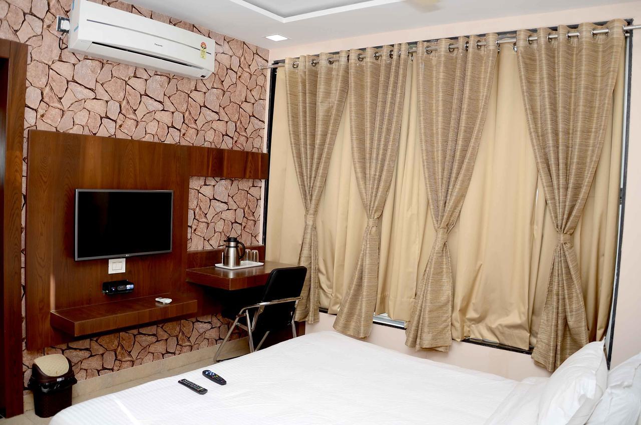 Hotel Shikhar Darshan Ujjain Bagian luar foto
