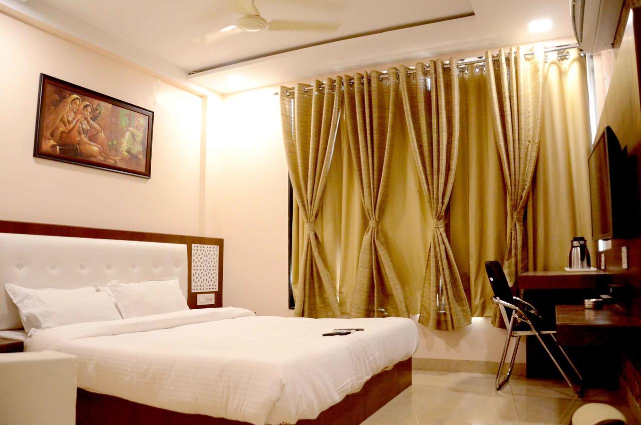 Hotel Shikhar Darshan Ujjain Bagian luar foto